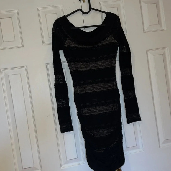 BCBG maxazria black lace on Nude body corn  long sleeve HALLE dress - Picture 4 of 14
